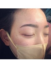 パレス(PALACE)/ハリウッドブロウリフト