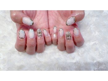 ネイルチップ受け付けてます♪