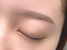 リファイン(Refine)/アイブロウワックスデザイン