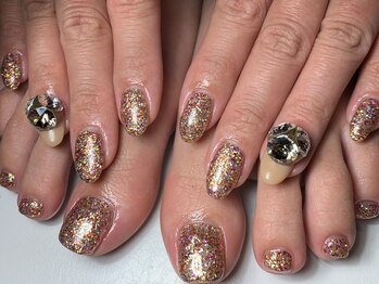 ハンド×フット同時施術OK