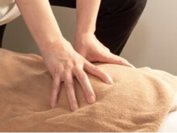 整体工房リバティ 中町店/整体 ~背中のほぐし