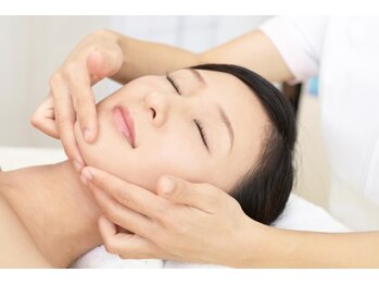 整体もみ処アンド美容 ぷくぷく/小顔リンパ・フェイシャエステ