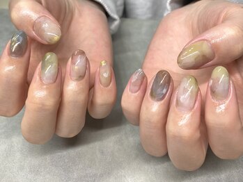 ミニョン(Mignon)の写真/【今井駅チカ】シンプルおしゃれニュアンス～持ち込みアートまで◎ショートネイルに映えるデザイン多数♪