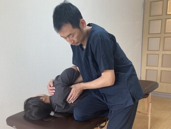 四条烏丸ゆう整体院の写真/慢性的な首・肩こりでお悩みの方へ☆国家資格保持者のスキルで凝り固まった筋肉のコリを根本改善致します！