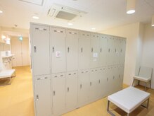 ホットヨガスタジオ オー 三宮店/ロッカールーム