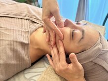 温香(onka)/頬筋ほぐしのリフティング