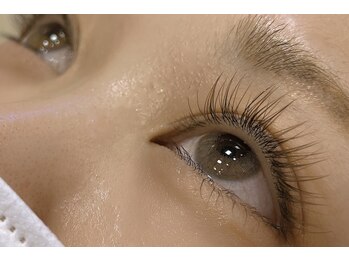 ビューティーアミューズメント 星置店/ブラウンフラットラッシュ