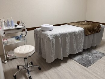 ルル(Lulu)の写真/韓国で話題の《レモンボトル》導入★脂肪分解液で半永久的に小顔・痩身効果持続◎【二重アゴ/二の腕/お腹】