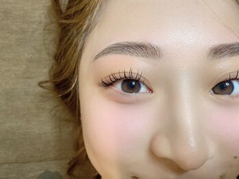 ビュップ 海老名店(美u p)の写真/【美眉waxアイブロウ×まつ毛パーマ初回¥9200】口コミ高評価☆「美眉＆モテ可愛カール」で似合わせ目元に♪