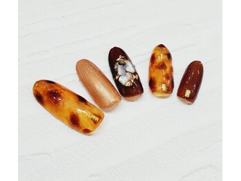 ビーケア 自由が丘店(B.care)/べっ甲ネイル¥6480