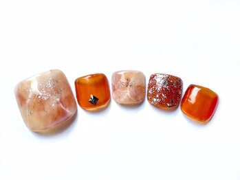 エリクサーネイル 心斎橋(Elixir Nail)/フット　やり放題／クーポン使用