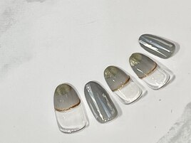 変わりフレンチネイルとフィルム