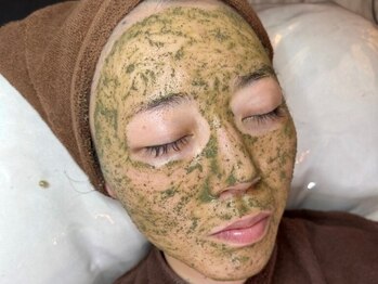 マイン 豊中(Mine)の写真/驚異的に引き上がる！《ほんのりあたたかい♪小顔リフト＋ハーブピーリングセット￥16,500→￥11,000》