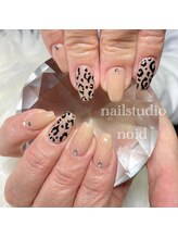 ノイド(noid)/レオパードネイル