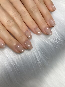 グレージュネイル