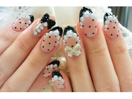 個性派ネイル　スカルプネイル