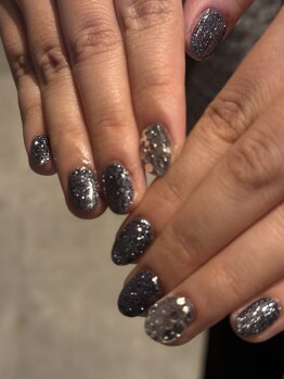 lame&パーツ敷き詰めネイル