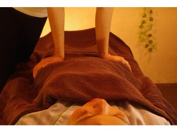 リフレーテ 道玄坂店/骨盤矯正 もみほぐし