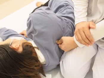 ワイズ整体(Y's整体)/背骨の施術