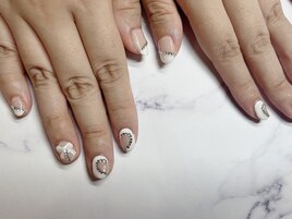 くりぬきハートビジューネイル☆