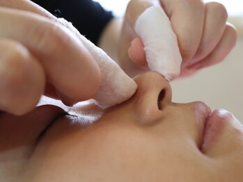 ベイビースキン(Baby skin)の写真/毛穴エクストラクションで毛穴の汚れ・黒ずみとさよなら！ツヤぷるで毛穴レスなお肌へと導きます♪