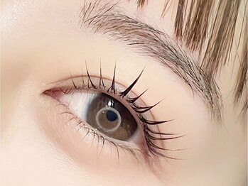 ヘアーアンドアイラッシュ ビス くりえいと店(hair&eyelash Bis!)の写真/自まつげ派の方必見！【パリジェンヌラッシュリフト☆】ナチュラルに盛れてキレイが持続◎第一印象底上げ☆
