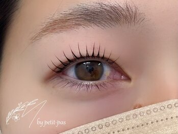 エム バイ プティパ(M by petit pas)の写真/【一重や奥二重さん必見！】経験豊富なstaffだから信頼度◎カウンセリング重視で理想のお目元を叶えます☆