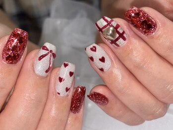 アールアイ(R-i)の写真/圧倒的カラー数！364色◎流行りのフラッシュマグも豊富にご用意◎絶妙な好みも叶う！センスの光る指先に
