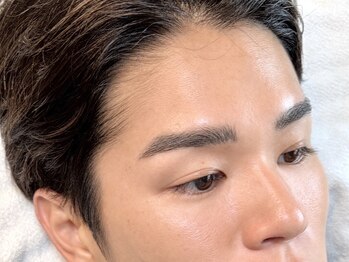 マナ ワクシング 海浜幕張(Mana waxing)の写真/【お顔の印象は8割眉で決まる】丁寧なカウンセリング◎お顔の印象を変える大事な目元は当店にお任せを☆