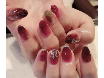 ジェイノヴァール(Jnovart)/