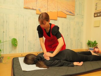 ヨサパーク マリ(YOSAPARK mari)/(2)リンパマッサージ