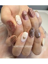 プアン(phuan)/ジェルネイル持ち込みデザイン