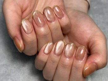 ネイルサロン 虹色/