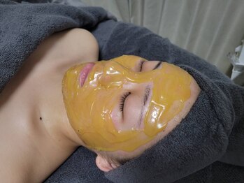 パーソナル ユニ(uni)の写真/松ヤニwaxでお肌の悩みを根本解消☆ターンオーバーを促進し,ノーメイクに自信♪毛穴レスなツルツル艶肌へ！