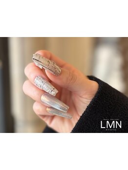 長さ出しのできるサロン