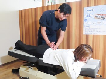 長崎きざし鍼灸整骨院 宝町店の写真/《国家資格者の本格整体》肩こり・腰痛・骨盤の歪みを徹底分析！不調の原因から根本改善へ◎駐車場完備