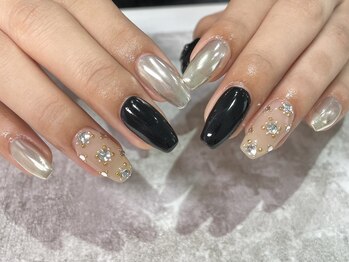 メルシー(Merci)/ビジューnail