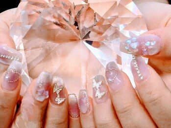 ネイルサロン シェル(Nail Salon SHELL)/キラキラ肉球ネイル