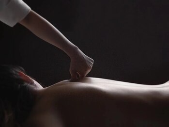 マッサージエンイ(MASSAGE ENYI)の写真/【本格全身マッサージ60分¥3980】気になる部位だけ短時間でサクッと受けるのもOK！都島徒歩1分