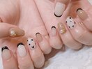 黒フレンチ・ドットネイル