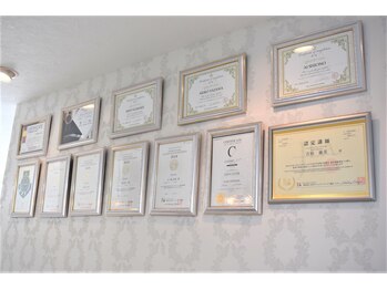 クール(COEUR)/トップブロウデザイナー在籍