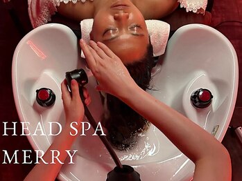 メリー(Merry)の写真/《ヘッドスパ×育毛促進》で頭皮環境をリセット!【メンズ必見ヘッドスパ】朝活ランニング後シャワー利用◎