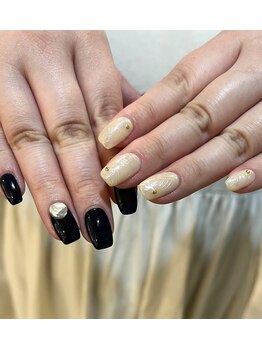 ディー ネイル アイラッシュ ヤバ(DEE nail×eyelash yaba)/b-16 90分アートフリー