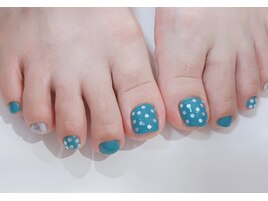 シンプルジェルネイル&本格ケア