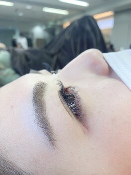 フリルアイビューティ 豊中店(Frill Eye Beauty)/