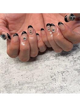 ココナッツ(COCONUT)/*フレンチネイル*