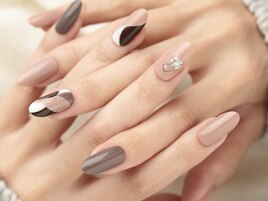 上品モードネイル