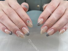 ココナッツネイル/キラキラネイル