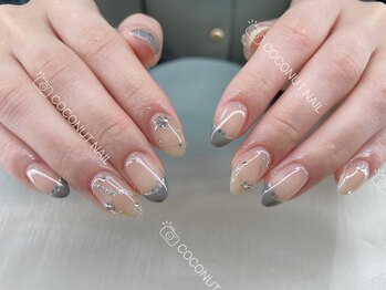 ココナッツネイル/キラキラネイル
