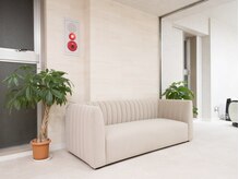 まつげエクステサロン エスラッシュ 大宮店(esLASH)/待合室